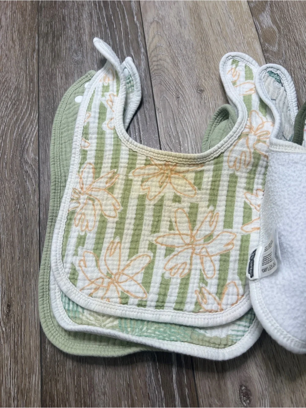 bloom Baby Bibs Set 8